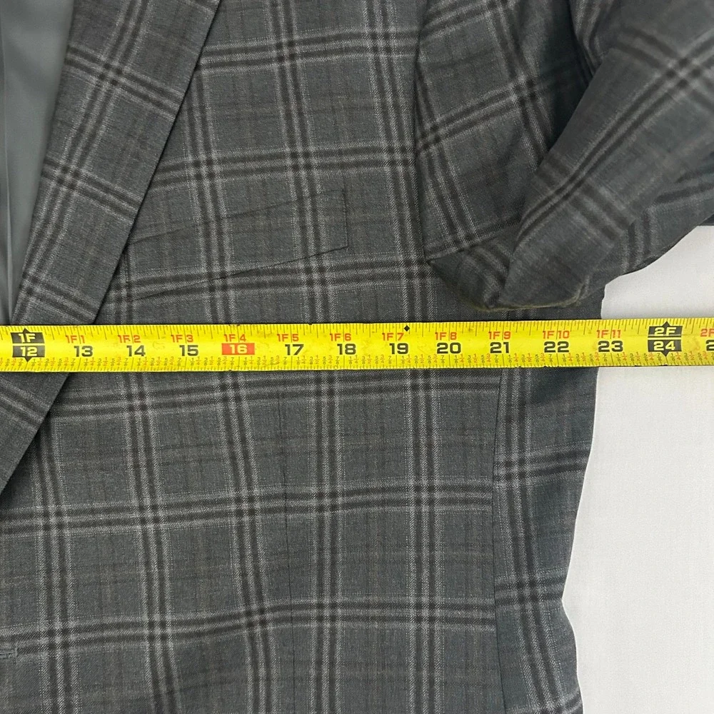 Peter Millar Flynn Sport Coat Men 44R Gray Plaid 100% Wool Jacket Made in Canada